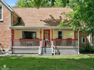 3288 Lakeshore Road, Lexington Twp, MI 48450