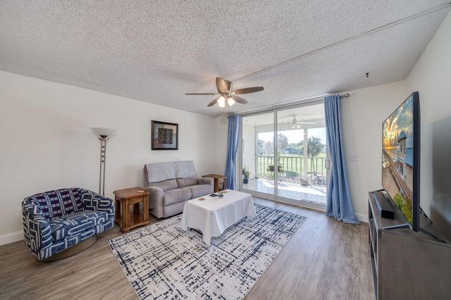 7608 NW 18th Street Unit 202, Margate, FL 33063