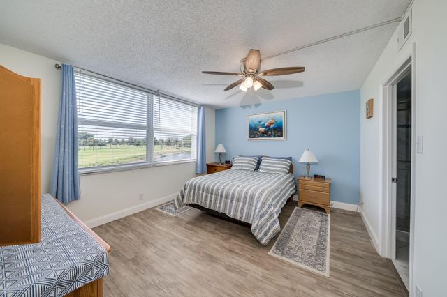 7608 NW 18th Street Unit 202, Margate, FL 33063