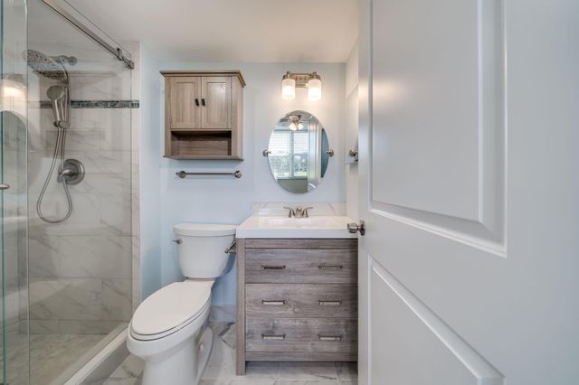 7608 NW 18th Street Unit 202, Margate, FL 33063