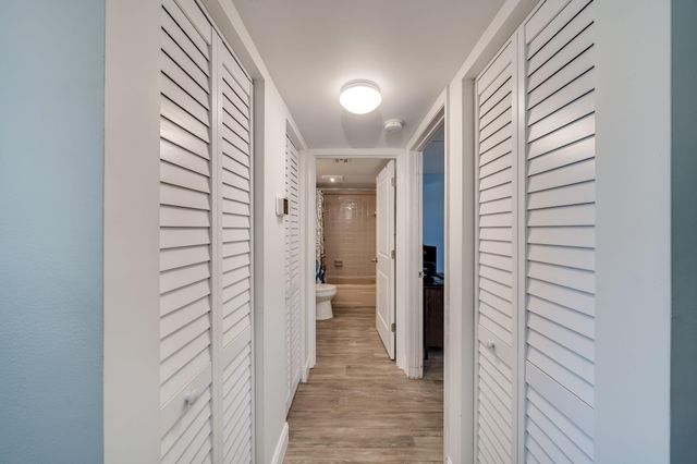 7608 NW 18th Street Unit 202, Margate, FL 33063