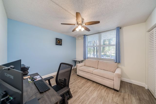 7608 NW 18th Street Unit 202, Margate, FL 33063