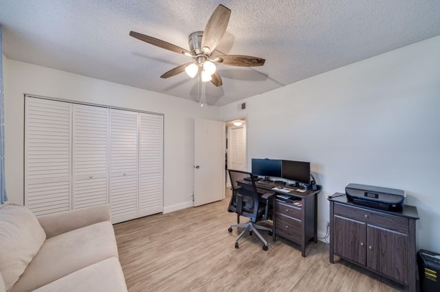 7608 NW 18th Street Unit 202, Margate, FL 33063