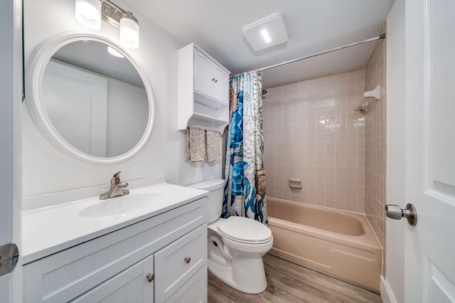 7608 NW 18th Street Unit 202, Margate, FL 33063