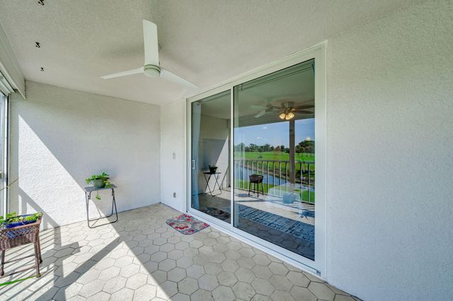 7608 NW 18th Street Unit 202, Margate, FL 33063