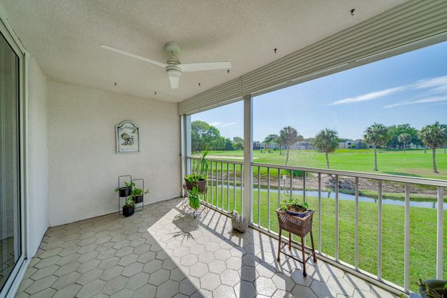 7608 NW 18th Street Unit 202, Margate, FL 33063
