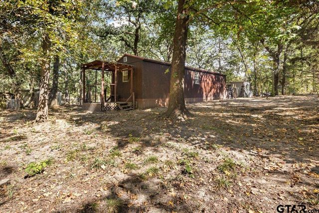 23207 Holly Road, Mineola, TX 75773