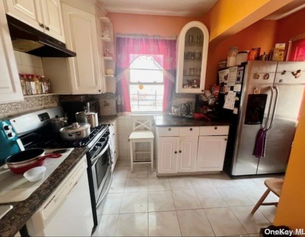 139-55 230th Place, Springfield Gardens, NY 11413