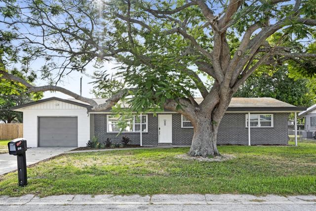 3303 32ND STREET W, Bradenton, FL 34205