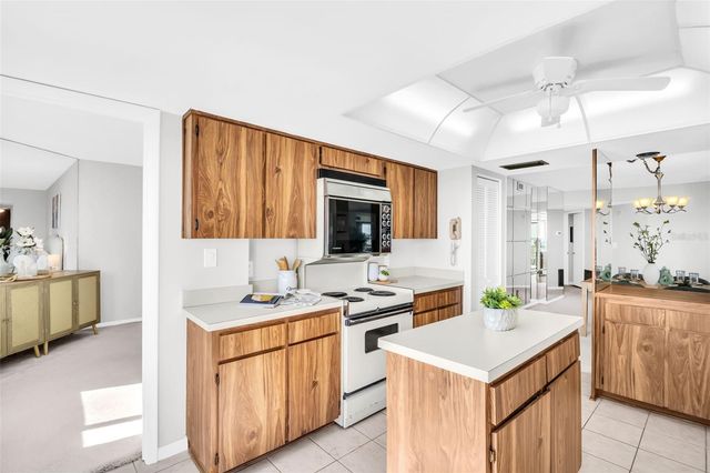 1651 SAND KEY ESTATES CT 74, Clearwater Beach, FL 33767