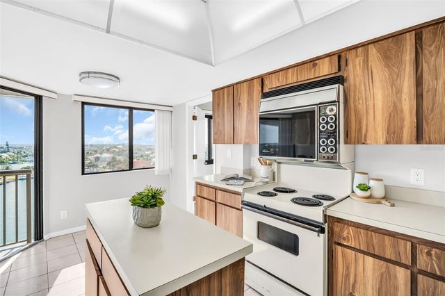 1651 SAND KEY ESTATES CT 74, Clearwater Beach, FL 33767