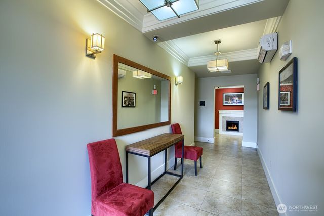 3232 15th Avenue W, Seattle, WA 98119