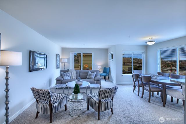 3232 15th Avenue W, Seattle, WA 98119