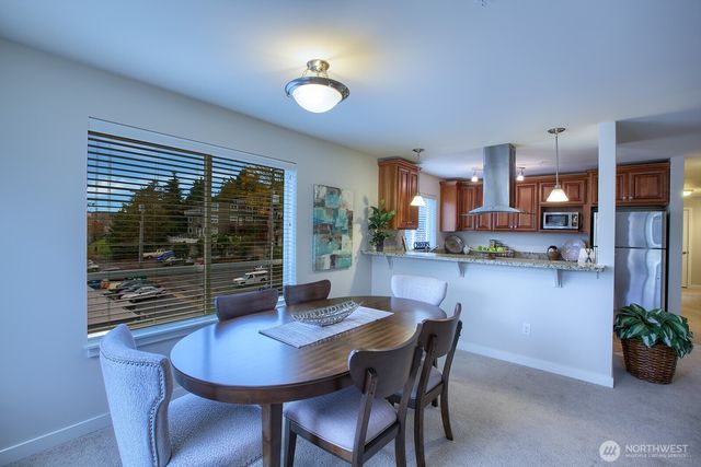 3232 15th Avenue W, Seattle, WA 98119