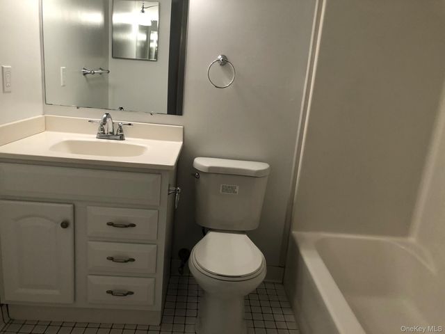 21 Scenic View, Yorktown Heights, NY 10598