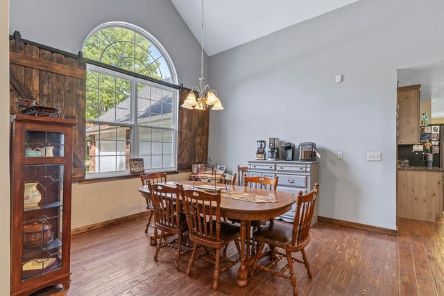 45 Stone Ridge Court, Strafford, MO 65757