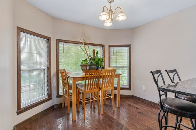 45 Stone Ridge Court, Strafford, MO 65757