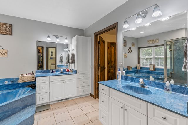 45 Stone Ridge Court, Strafford, MO 65757