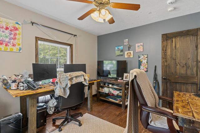 45 Stone Ridge Court, Strafford, MO 65757