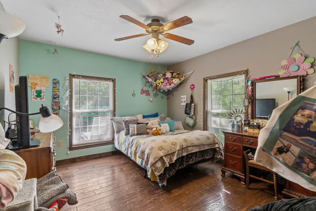 45 Stone Ridge Court, Strafford, MO 65757