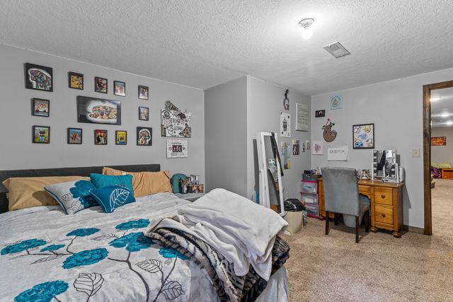 45 Stone Ridge Court, Strafford, MO 65757