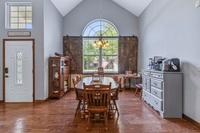 45 Stone Ridge Court, Strafford, MO 65757