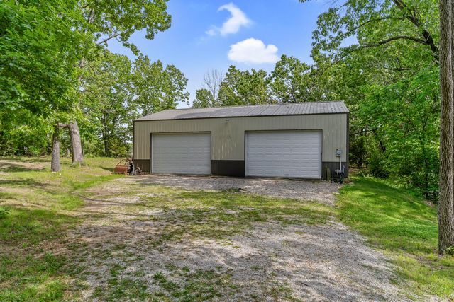 45 Stone Ridge Court, Strafford, MO 65757