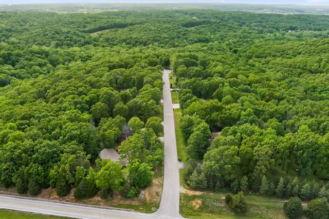 45 Stone Ridge Court, Strafford, MO 65757