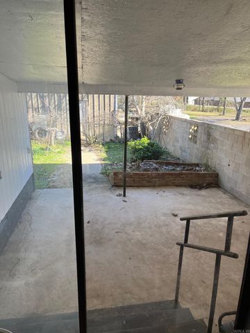 201 Grandview Heights, Mena, AR 71953