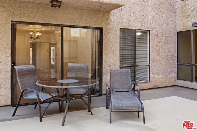 1735 N Fuller Avenue 121, Los Angeles, CA 90046