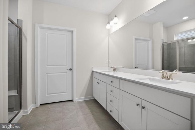 103 CONGRESSIONAL CT, Moorestown, NJ 08057