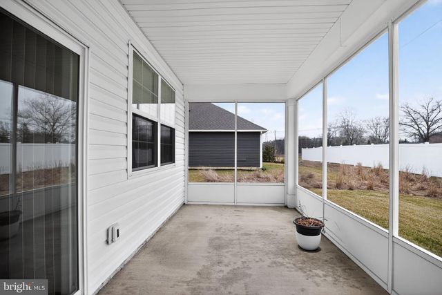 103 CONGRESSIONAL CT, Moorestown, NJ 08057