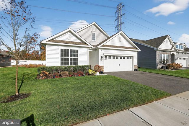 103 CONGRESSIONAL CT, Moorestown, NJ 08057