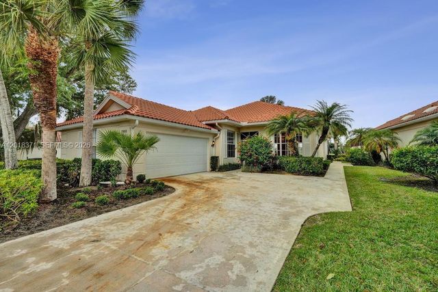 7968 SE Double Tree Drive, Hobe Sound, FL 33455
