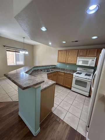 6800 Vista Del Norte Road NE 2615, Albuquerque, NM 87113
