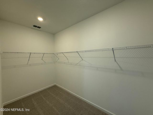 8198 HORSEBIT Circle, Jacksonville, FL 32219