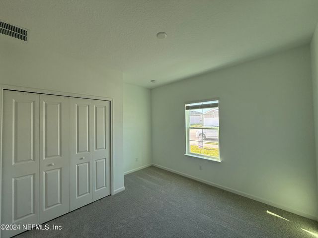 8198 HORSEBIT Circle, Jacksonville, FL 32219