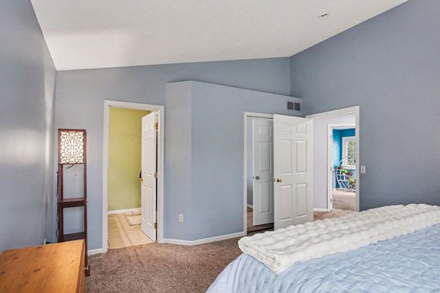 4699 Raintree Drive SE, Kentwood, MI 49512