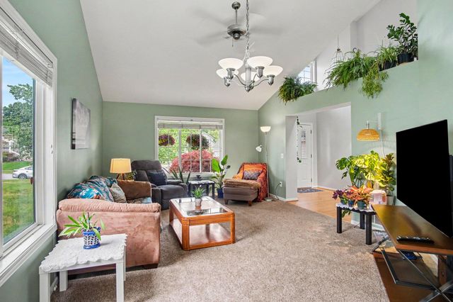 4699 Raintree Drive SE, Kentwood, MI 49512