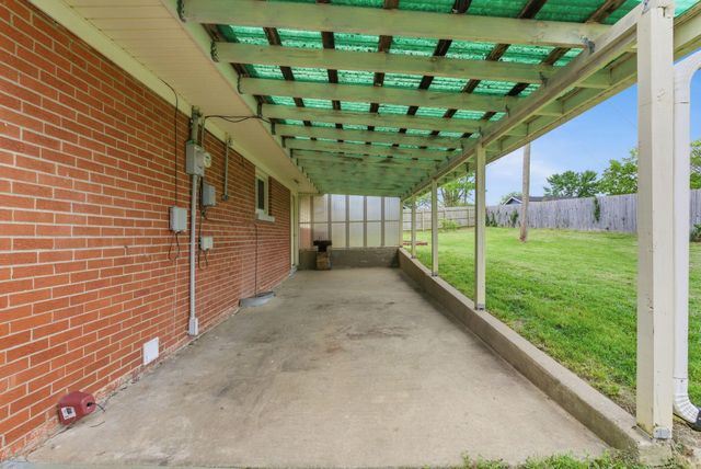 54 Locust Drive, Winchester, KY 40391