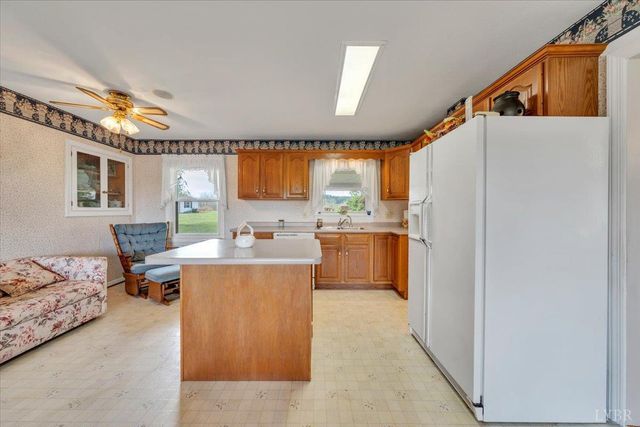 4315 W Lynchburg Salem Turnpike, Thaxton, VA 24174