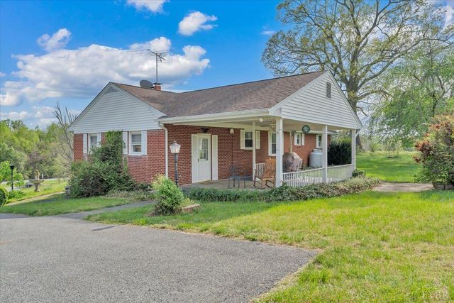 4315 W Lynchburg Salem Turnpike, Thaxton, VA 24174