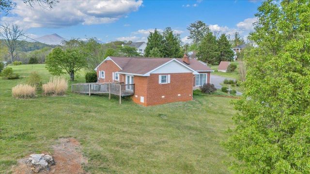 4315 W Lynchburg Salem Turnpike, Thaxton, VA 24174