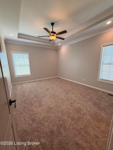 203 Deep Creek Dr, Shepherdsville, KY 40165