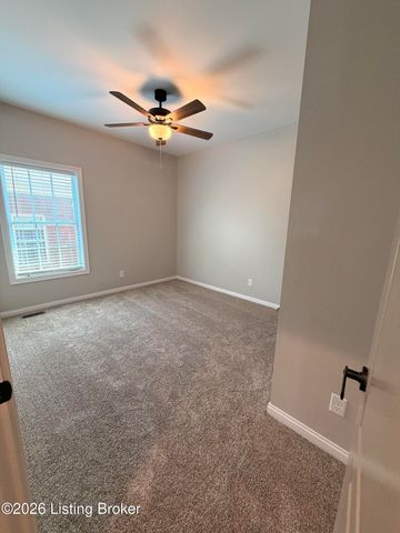 203 Deep Creek Dr, Shepherdsville, KY 40165