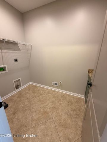 203 Deep Creek Dr, Shepherdsville, KY 40165