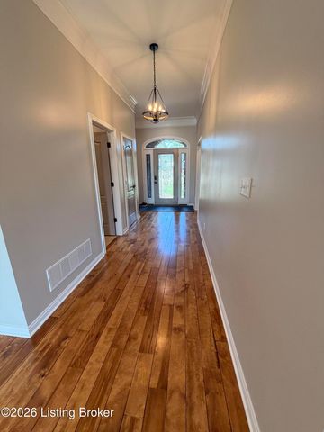 203 Deep Creek Dr, Shepherdsville, KY 40165