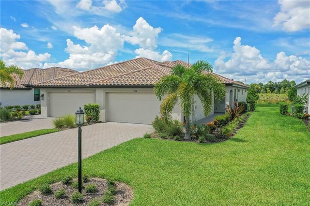 19568 Hinkley DR, Estero, FL 33928