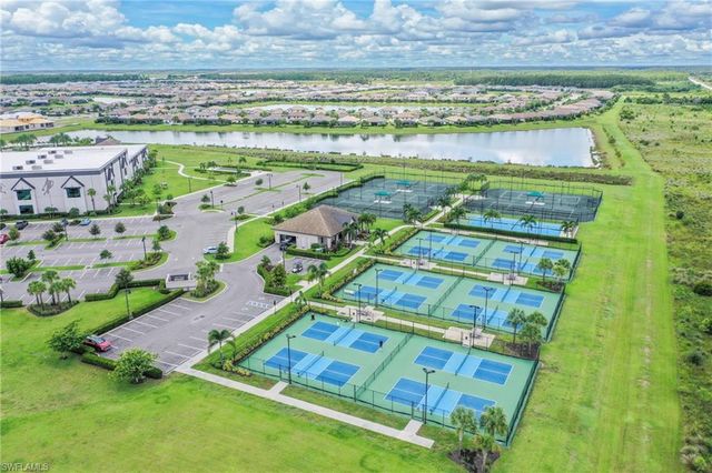 19568 Hinkley DR, Estero, FL 33928