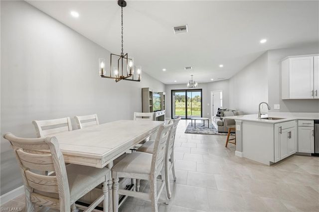 19568 Hinkley DR, Estero, FL 33928